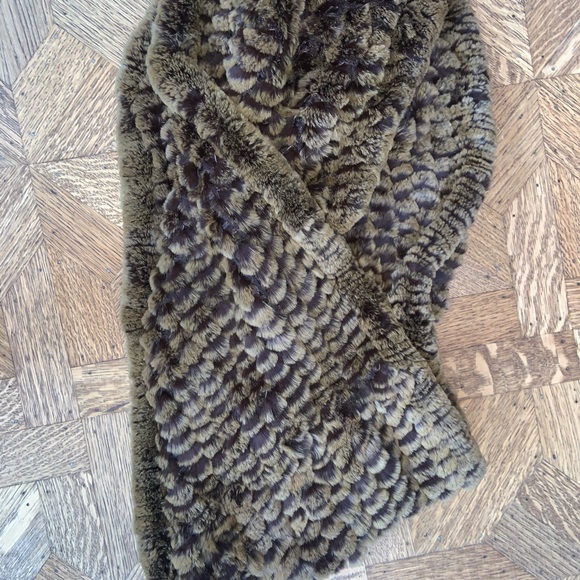 Real rabbit fur circle scarf - Picture 3 of 3